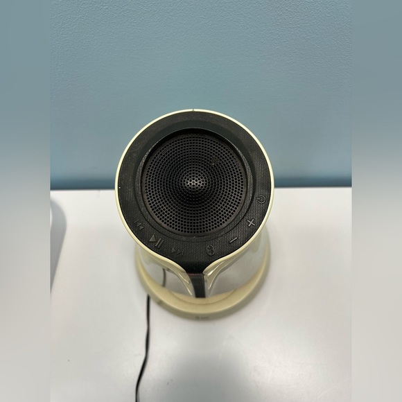Iluv Portable Wired Bluetooth Speaker Music Indoor/outdoor Tested And Works - Picture 3 of 6